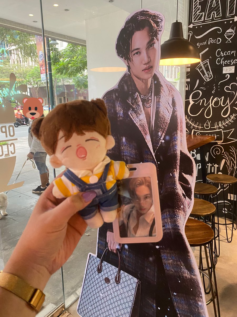 _jyozjs's tweet photo. Happy Birthday, our Kim Jongin! ππ»
Always be happy! π»
Thank you @kaigomsph for the acrylic holder! Finally have one π₯Ί
#KAIFE #KAIFEMNL #HappyKaiDay https://t.co/GUoGO2xHPI