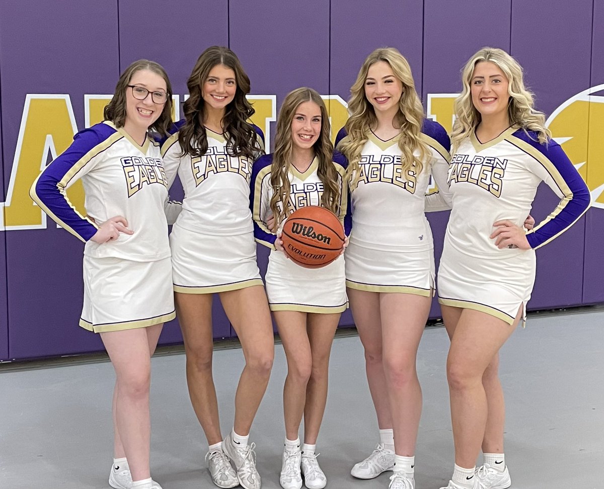 SENIOR NIGHT! 

📍The Nest
⌚️7:15 pm