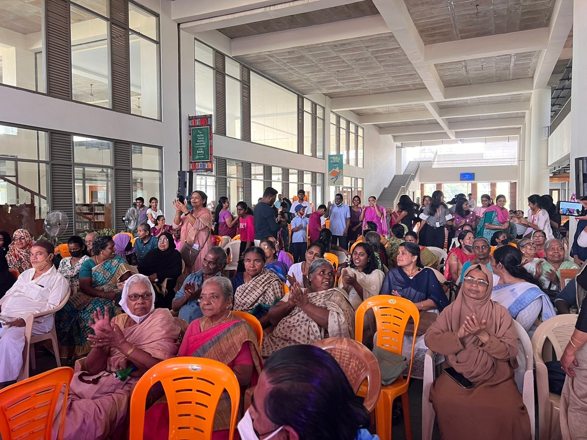Kochi_Mayor's tweet photo. Today is a palliative day. Those who try to forget the setbacks of life with a smile Palliative care workers are a source of comfort and shade for such people. 

#kochi #cochin #kochimayor https://t.co/MeXRyFJYkv