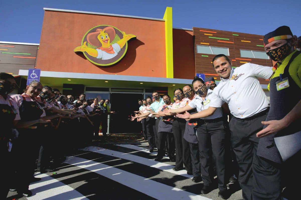 juanjose531958's tweet photo. La única ruta existente para el desarrollo solo se lograra con más inversión y generación de empleos formales y sanos. 
Ayer se abrieron 2 Pollo Campero generando más de 100 nuevos empleos. 
Uno en San Miguel Petapa @CamperoGT y el otro en Santa Ana @CamperoSV 
@CMICorporacion https://t.co/1s0g6YWSwD
