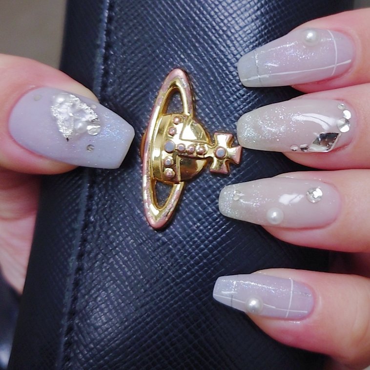 774.(式) tweet media