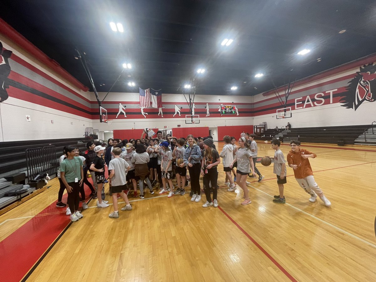 Meredith Fiveash tweet media