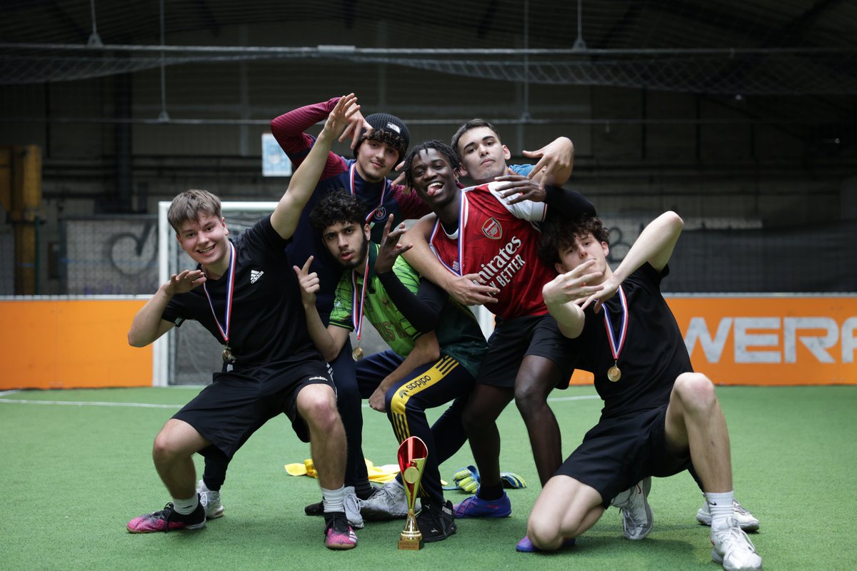 Et les grands vainqueurs de ce tournoi, l'équipe Soccer Aid !🔥🔥
Un énorme gg à eux, ils ont été monstrueux !! 💪

#IonisTournament⚽️