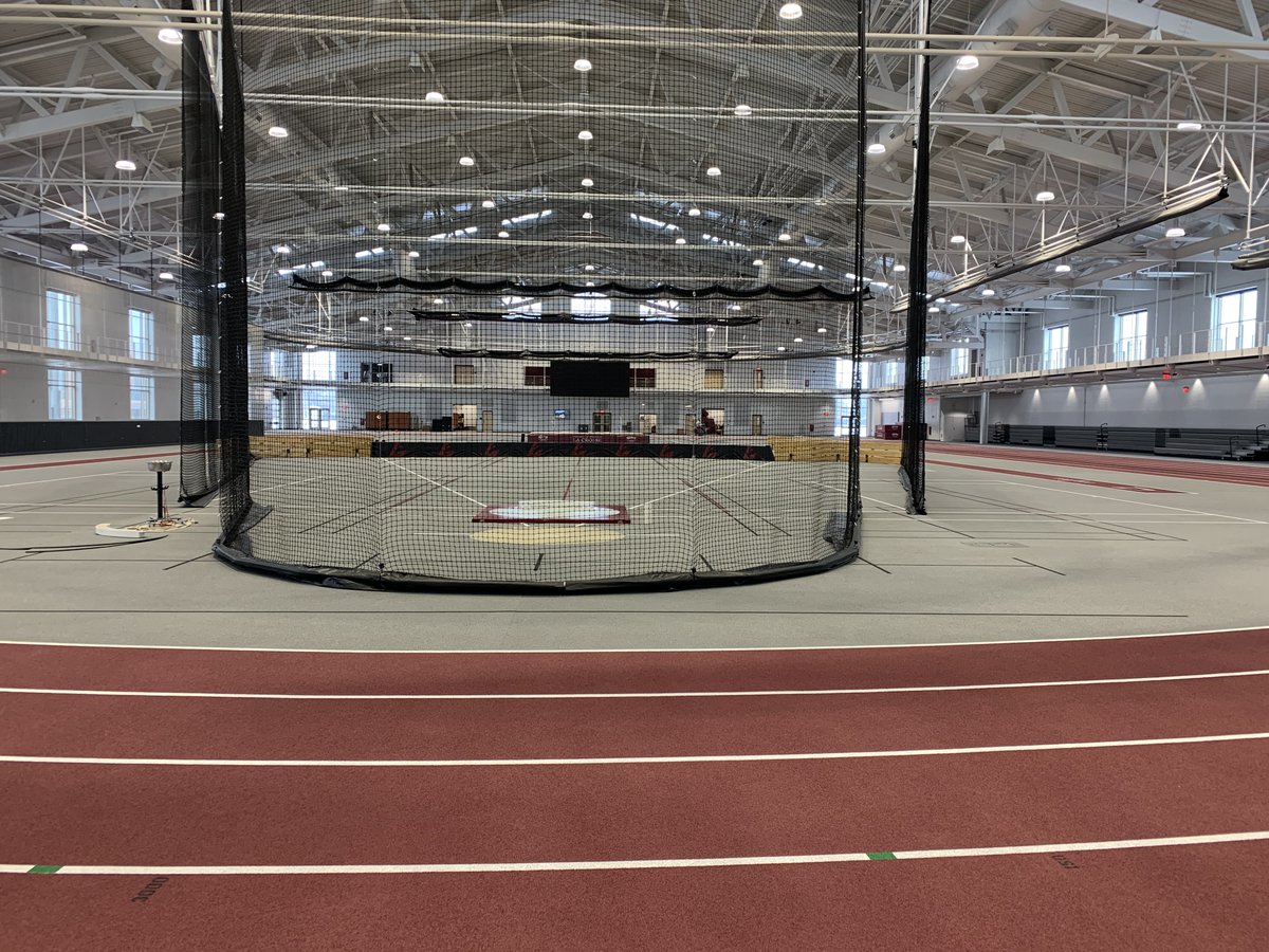 UWLAthletics's tweet image. Excited to showcase the new student field house today with the @UWL_WomensTrack and @UWLMensTF hosting its annual Alumni Meet. Action starts at noon. #SoarUWLEagles