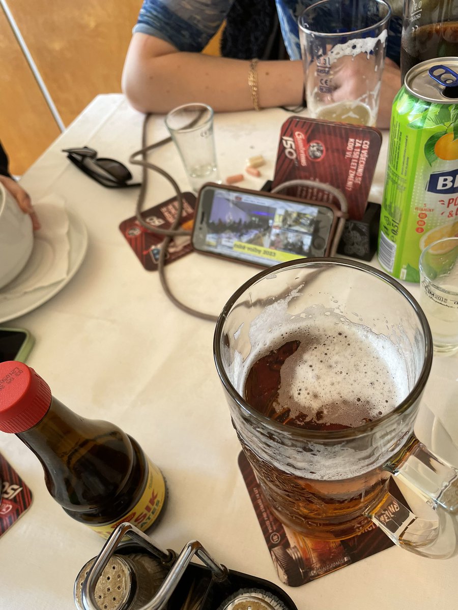 no_jiste's tweet photo. Povolební plumlovský řízek #gastroporno…. Modleme se… https://t.co/vm577zjO77