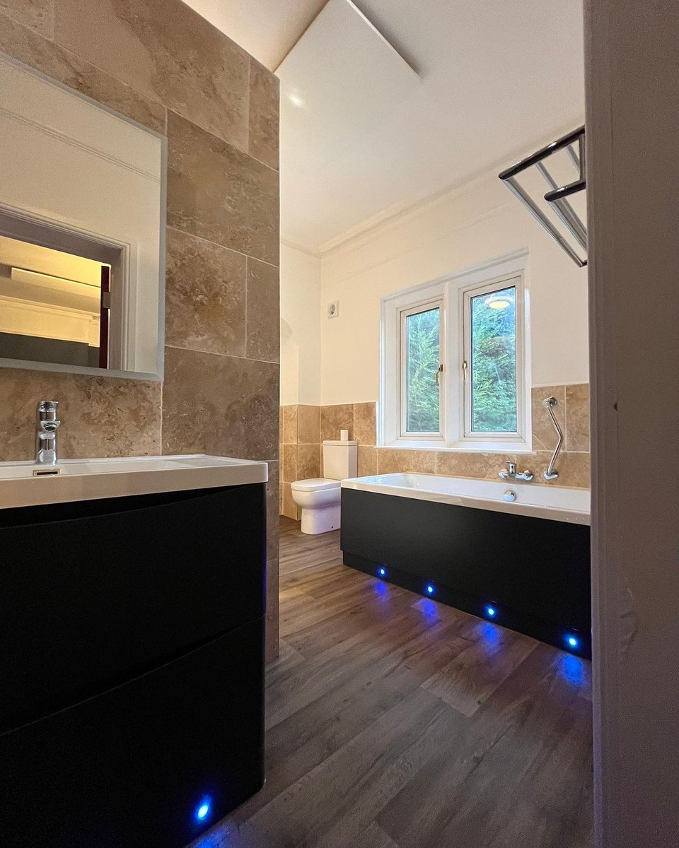 Dean Staniland, tweet media