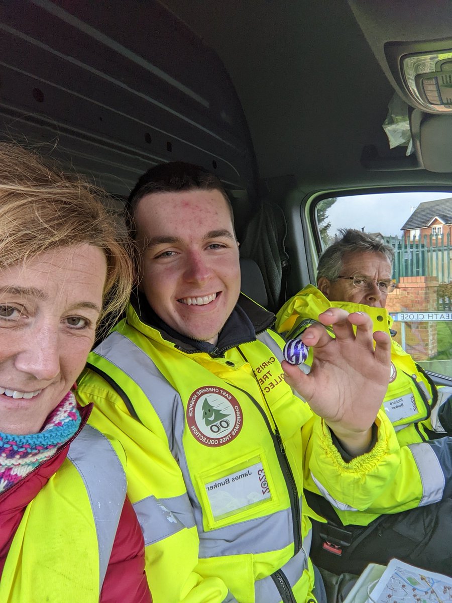 KBeswick71's tweet image. When you're collecting trees for @echtrees @ECHospice and find a chocolate decoration....who should have it?