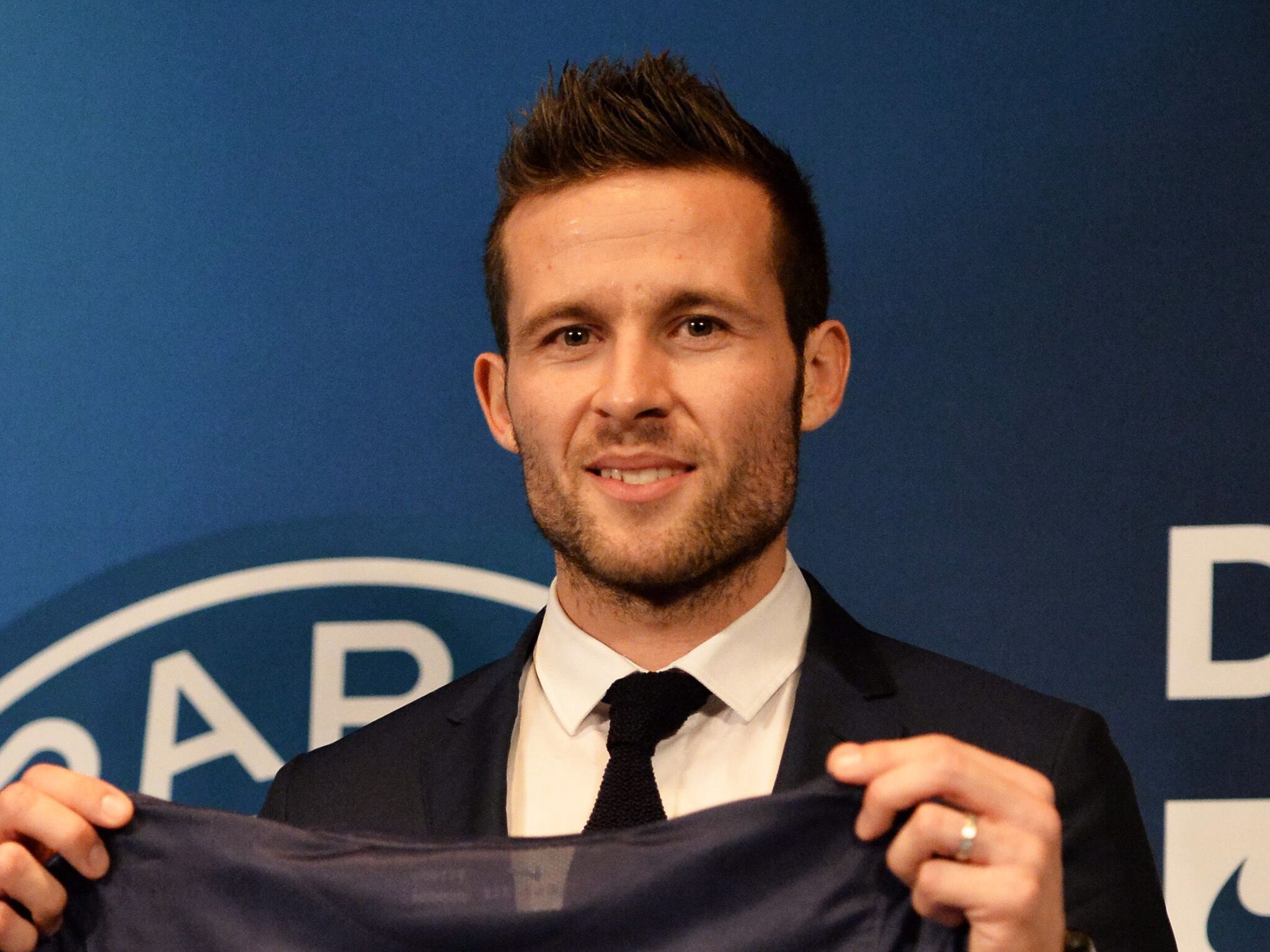   : Joyeux anniversaire Yohan Cabaye  : Happy birthday Yohan Cabaye 