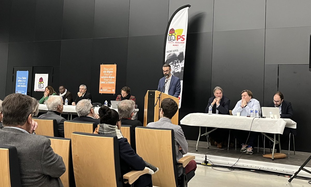 socialistes31's tweet photo. 🔴 Congrès fédéral du #PS31 à Muret, un moment important pour notre fédération avec notamment le vote des membres composants les instances locales et du bilan financier.
👉 Merci aux camarades du @PSMuret, @Fredozoizo et @AndreMandement pour leur accueil ! https://t.co/g14faEVkgf