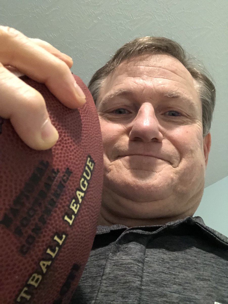 CoachAble4Life's tweet photo. #HighNTight
#PBS https://t.co/80QezFmbmk