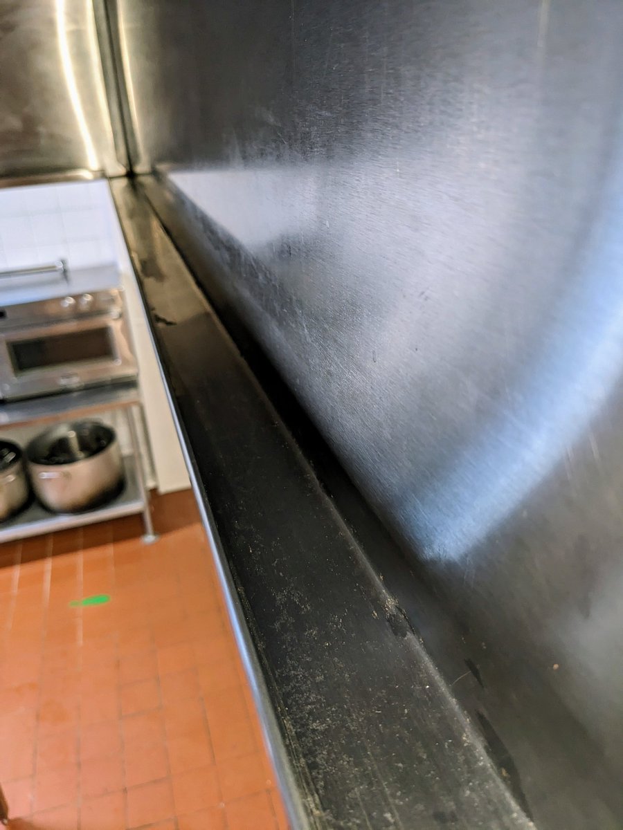allsealcleaning's tweet photo. The first of 92 Hotels to clean. Canopy and ducting cleaning and a full kitchen clean. https://t.co/fNaSDspkuT