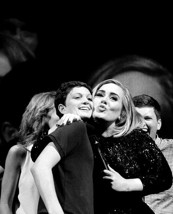 holydemii's tweet photo. This is what love looks like ❤‍🩹
#adele https://t.co/ZLuGDNe3PC