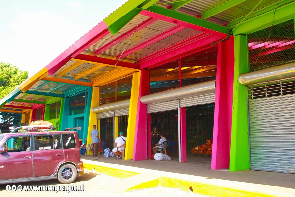 Mejorando las condiciones de trabajo de 85 hermanos y hermanas comerciantes que ofrecen productos perecederos; se inauguró la restauración de la Bodega #2 en el Mercado Mayoreo en #Nicaragua.
 
#MasVictoriasPuebloPresidente 
#EducadoresPorLaPatria 
<a href="/Titomara2/">Titomara🌐🇻🇪</a>
