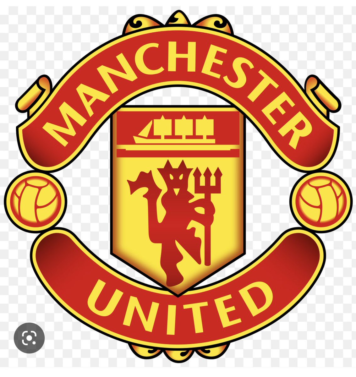 HenphisKobby's tweet photo. MANCHESTER IS RED https://t.co/ZYlkYwhQAA