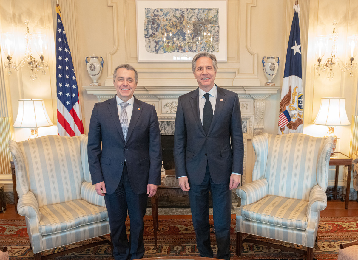 SecBlinken's tweet photo. I met yesterday with Swiss Foreign Minister @ignaziocassis and shared appreciation for our close U.S.-Switzerland bilateral coordination, support for Ukraine and its people, and Switzerland’s leadership on the @UN Security Council. https://t.co/2WBeKdLHsy