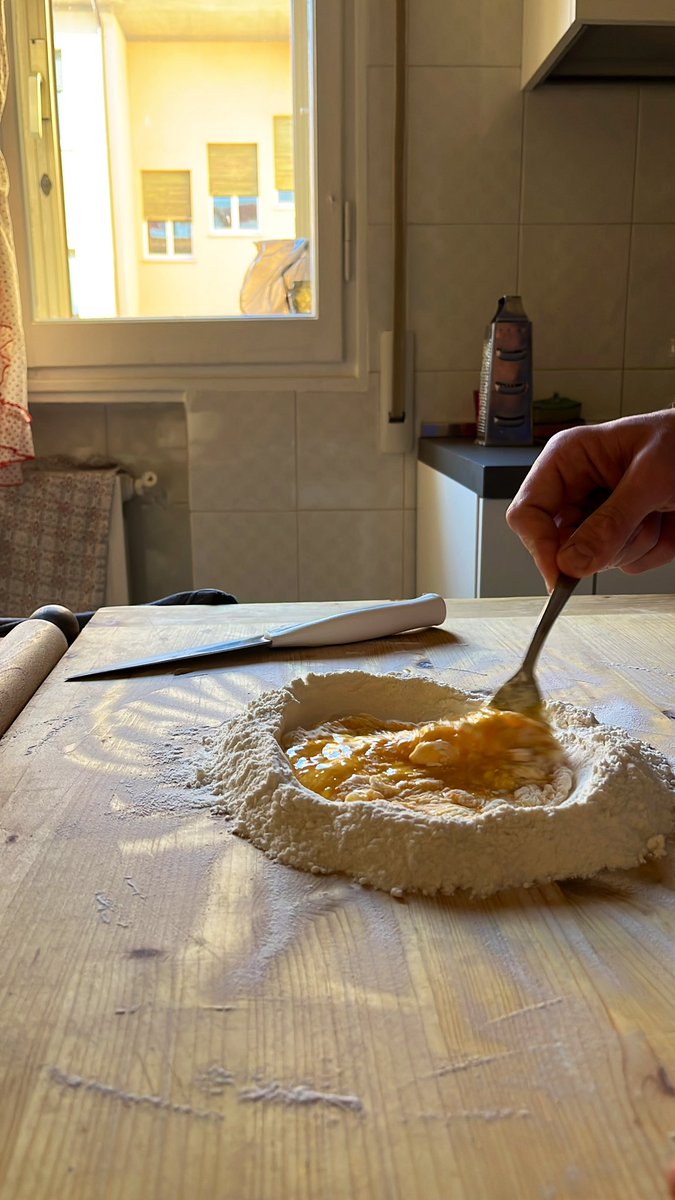 Martinicola3's tweet photo. Trovatevi il moroso dell’Emilia Romagna, fidatevi https://t.co/geUT4z5U1p