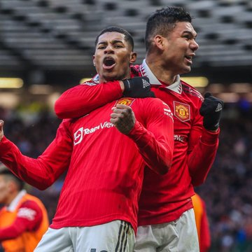 StatmanDave's tweet photo. Manchester United have won 9 consecutive games in all competitions:

✅ vs. Aston Villa
✅ vs. Fulham
✅ vs. Burnley
✅ vs. Forest
✅ vs. Wolves
✅ vs. Bournemouth
✅ vs. Everton
✅ vs. Charlton
✅ vs. Man City

Keeping the ball rolling. ⚽ https://t.co/EUdeUgc3X3