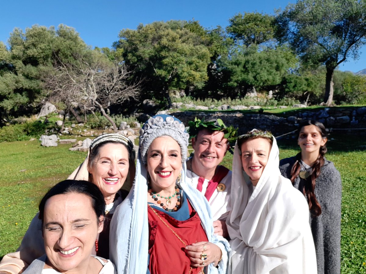 romanos_ubrique's tweet photo. Fantástico día en @YacimientoOcvri  #ubrique
Gracias a las personas que han estado con nosotros conociendo nuestra historia!!! https://t.co/HSzIFW0kgz