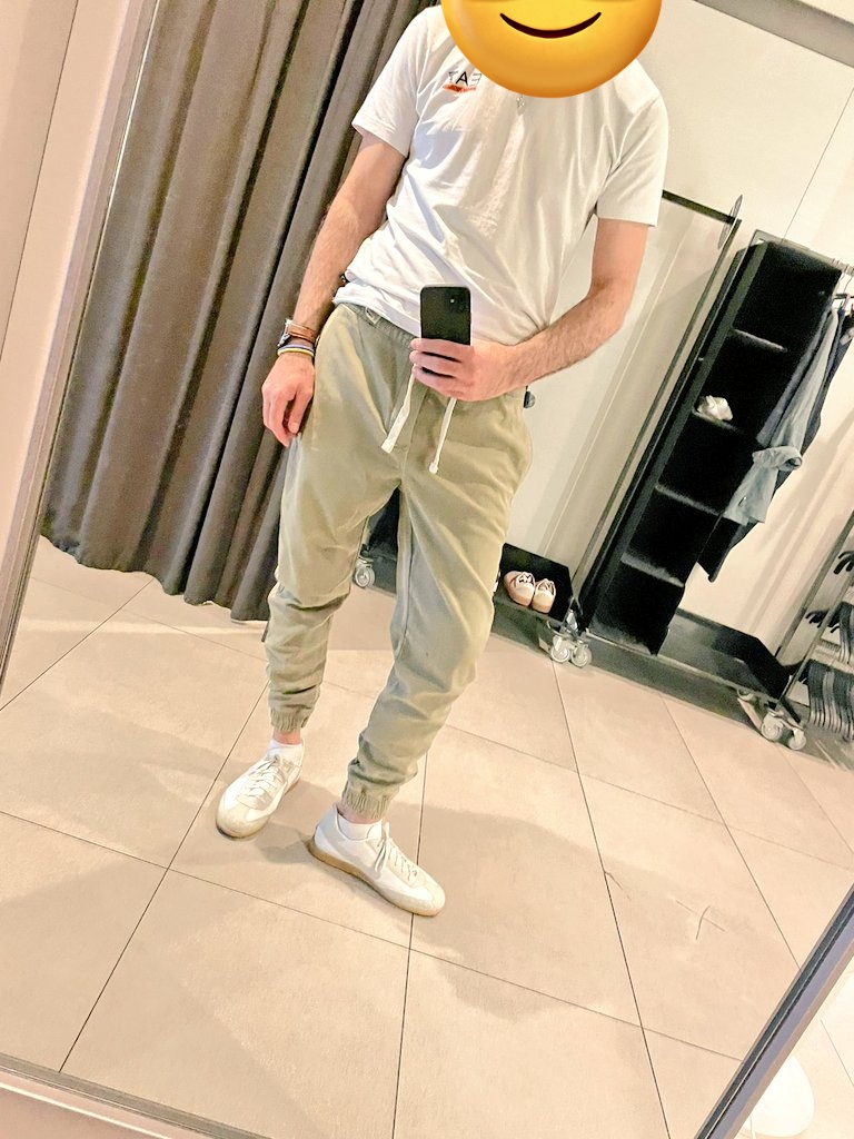 SABA84081548's tweet photo. I am 27 years old, 182 cm. 70 kg.  I'm quite handsome, I'm universal in clean, hygienic sex.
 Everything is confidential with me..
 We offer sex, blowjob.
 The service is paid.
 I live alone, behind Metro Varketili, please contact me only real people.  Contact me for details. https://t.co/uWxYWNAEYU