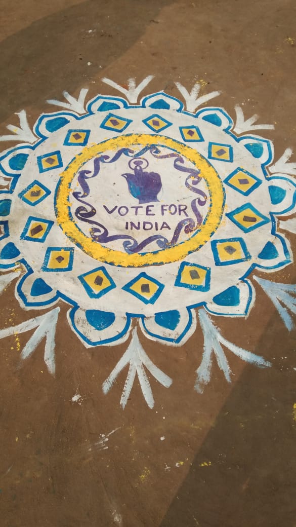 ceotripura's tweet photo. On the eve of Poush Sankranti, from Dharmanagar to Sabroom, every nook and corner of #tripura celebrating the Vote Parbon – A festival of Democracy.
#tripuravote2023
#ECIRespects
#YoungVoters
#ECI
#ElectionCommissionOfIndia
@SpokespersonECI
@ECISVEEP https://t.co/ykFVAr5lZG