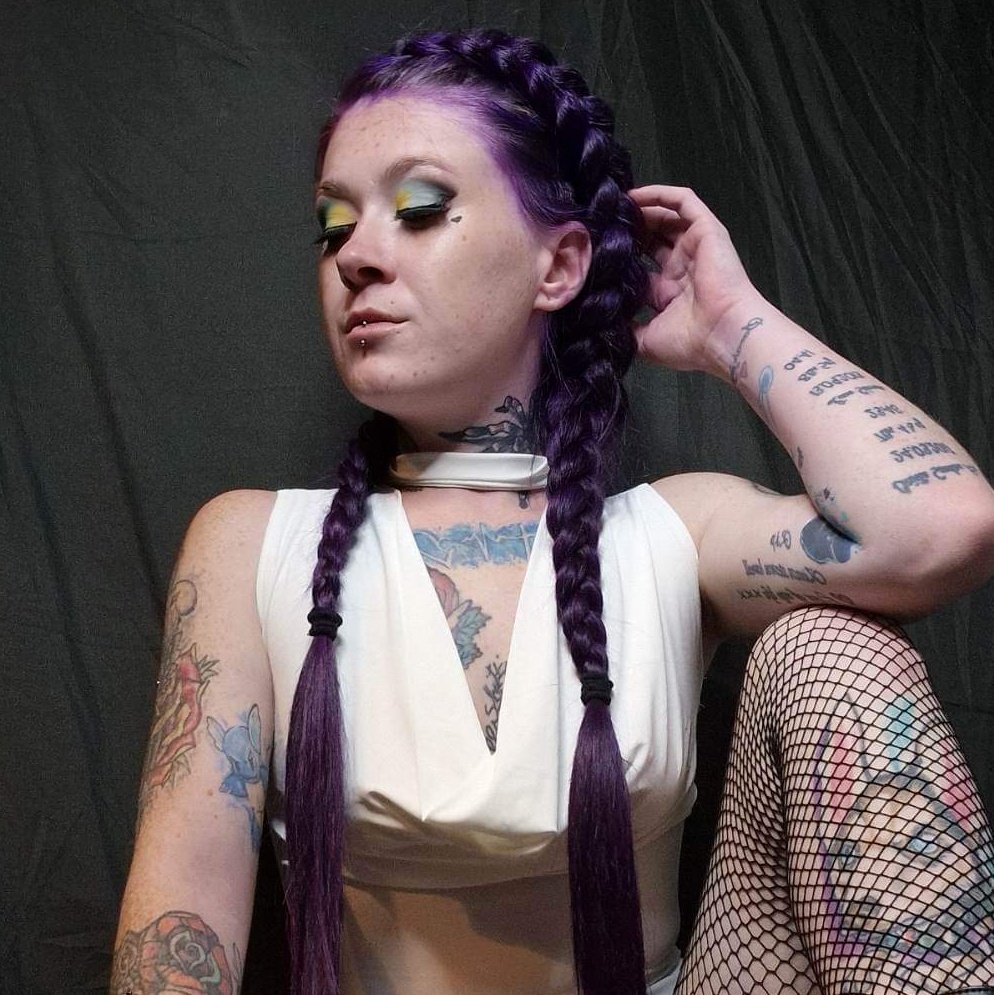SwallowJayne's tweet photo. #NewProfilePic https://t.co/uarXBnXgvd