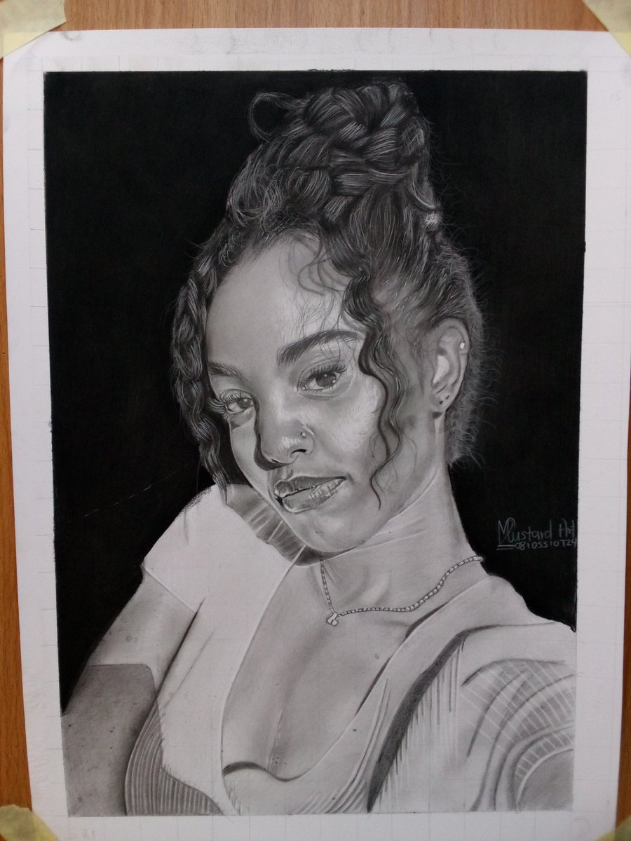 Mustard673's tweet photo. Done and dusted🎨✍️
I spent 48 hours on this 
Graphite on fbb paper 
Muse: @itsruthb 💕💓🥺 https://t.co/TmArDE2kr1