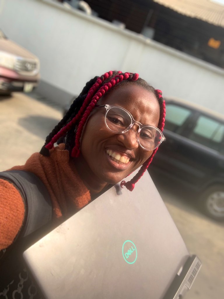 OfficialSuo's tweet image. Feels great to get back to work with my @SuperSportTV Familia. 🎙️💃

My first #EPL #PidginCommentary duties in 2023 will be #BHAFC vs #Liverpool then #Brentford vs #Bournemouth

Na who you think say go win?🤔

Oya switch up to the pidgin option make we catch cruise fam.

#Kpoko💛