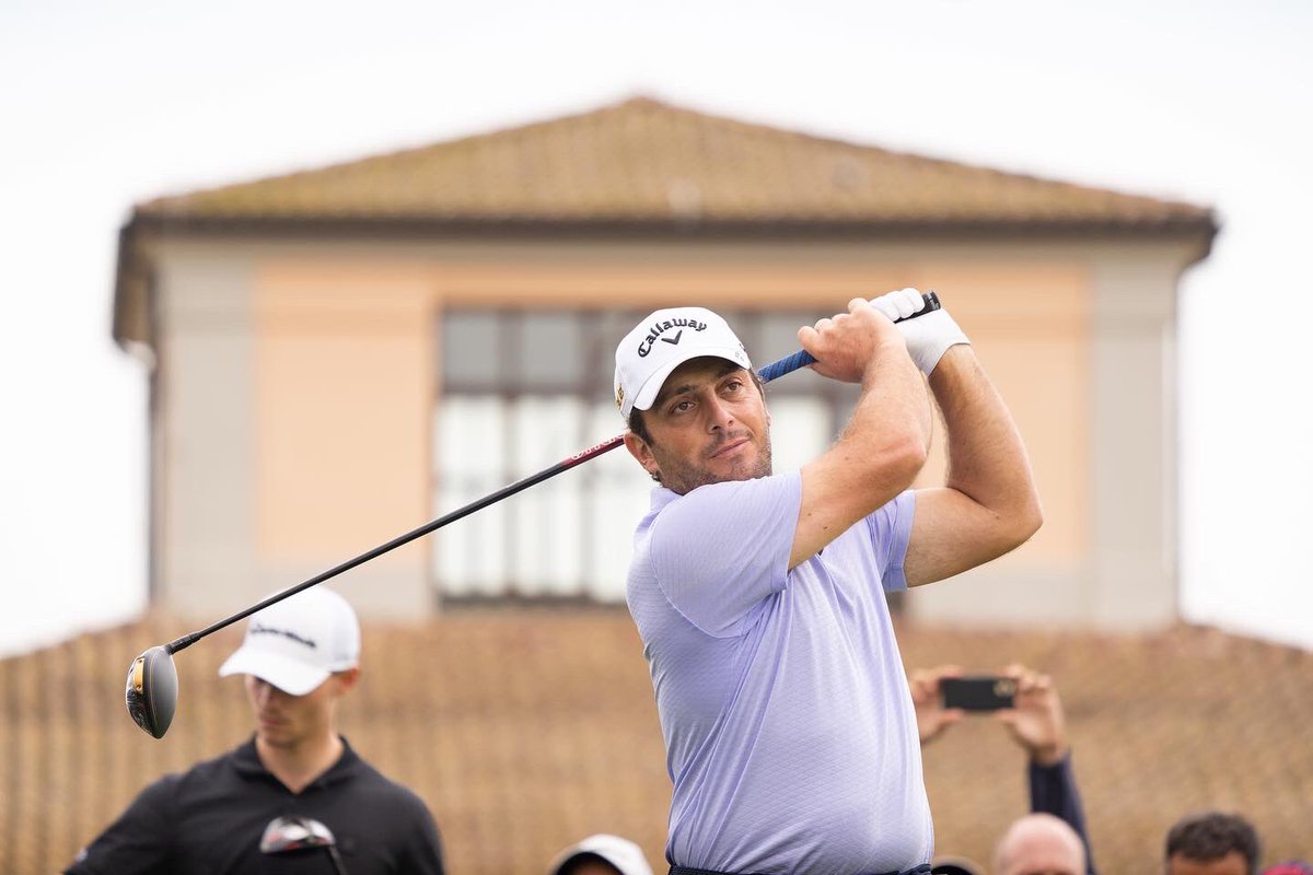 FederGolf's tweet photo. ๐ #HeroCup
La seconda giornata si conclude con ๐ช๐บlโEuropa Continentale in vantaggio per 8,5 a 6,5 su ๐ฌ๐งGB/๐ฎ๐ช Irlanda.
๐ฎ๐นGrandi protagonisti i due azzurri F. #Molinari e #Migliozzi rispettivamente in coppia con ๐ฉ๐ฐN. #Hojgaard e ๐ซ๐ท#Perez che hanno vinto entrambi i loro match. https://t.co/N57jETrUGo