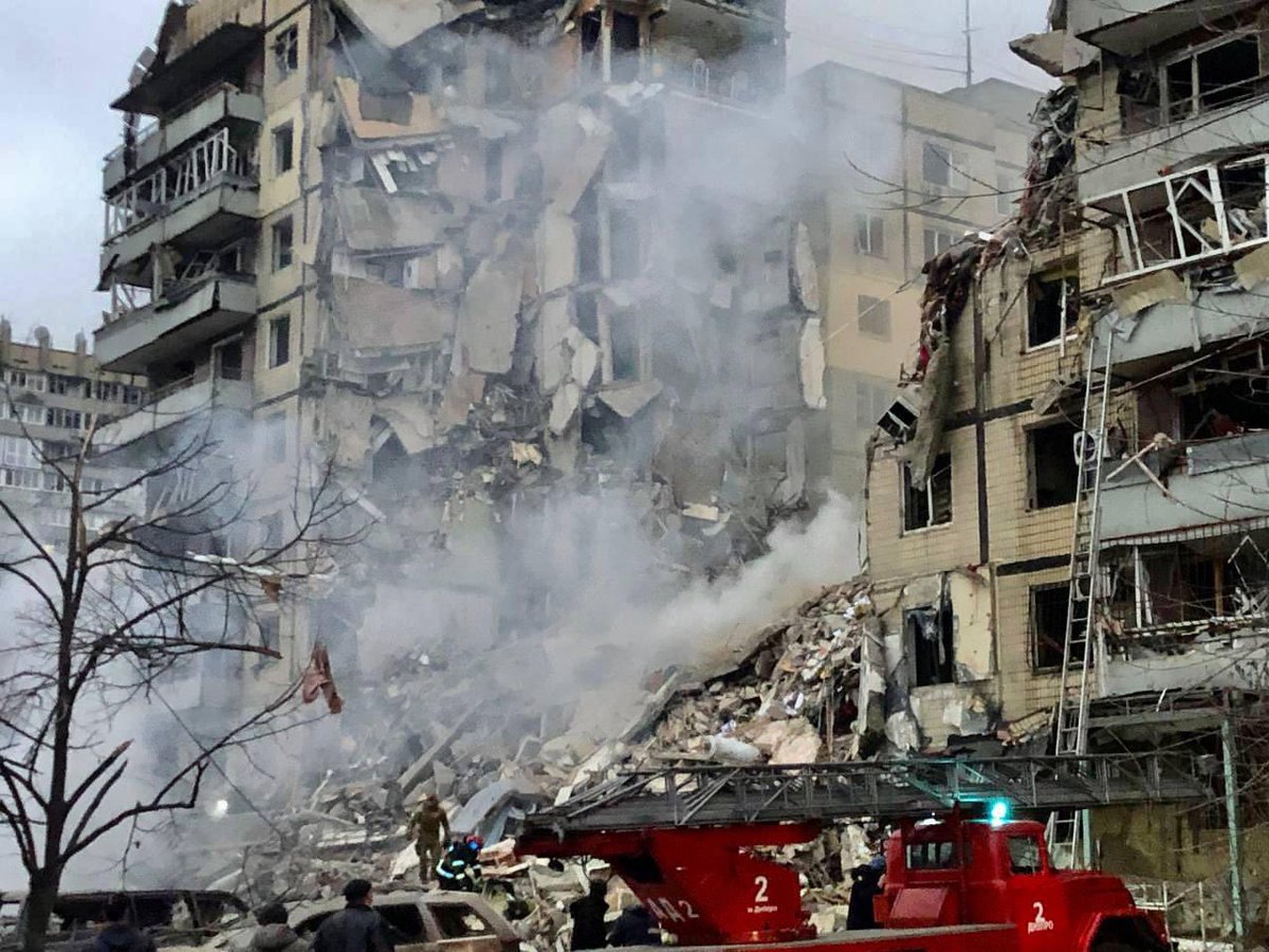 KaterynaZarembo's tweet photo. Dnipro right now. A usual residential building like yours or mine. Which Russia strikes with a missile simply because it can. Simply because it doesn’t like that Ukraine exists, you know. 

#RussiaisATerroistState https://t.co/VBOSShFXeW
