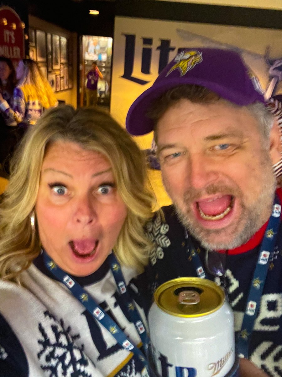 jo_jo_hanson's tweet photo. Heyyyy #TheRonJohnsonShow my favorite moment of this and ANY season was when we shocked everyone with the greatest come back of all time. Witnessed it live and I’m still screaming! #SKOL https://t.co/ww6D4EgIBX