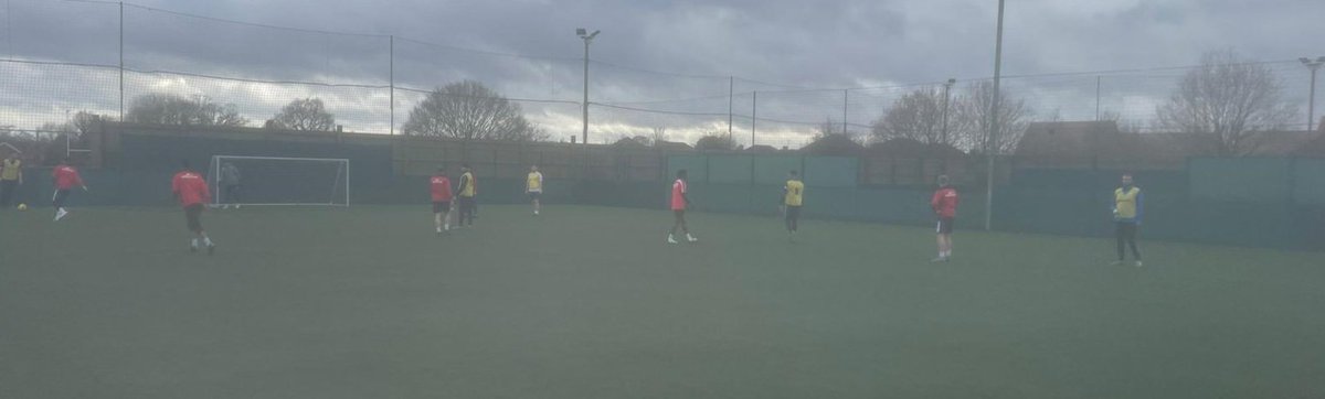 FC_Codicote's tweet photo. No Game but lads getting some football in... #cleancameralens https://t.co/BbxPdUELpq