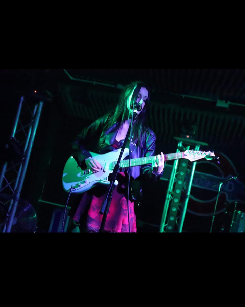 RebeccaBarron02's tweet photo. Absolutely loved performing at @theundergroundbradford last night! What an awesome crowd. Can’t wait to play here again. #livemusic #gig #femalefrontedband #womeninmusic #bradfordmusicscene #yorkshiremusicscene #emergingartist #emergingband #singersongwriter #musicians https://t.co/j161cMFhPP