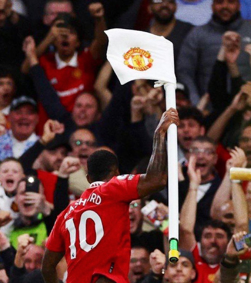 T2 the Izzo (Tom) tweet media