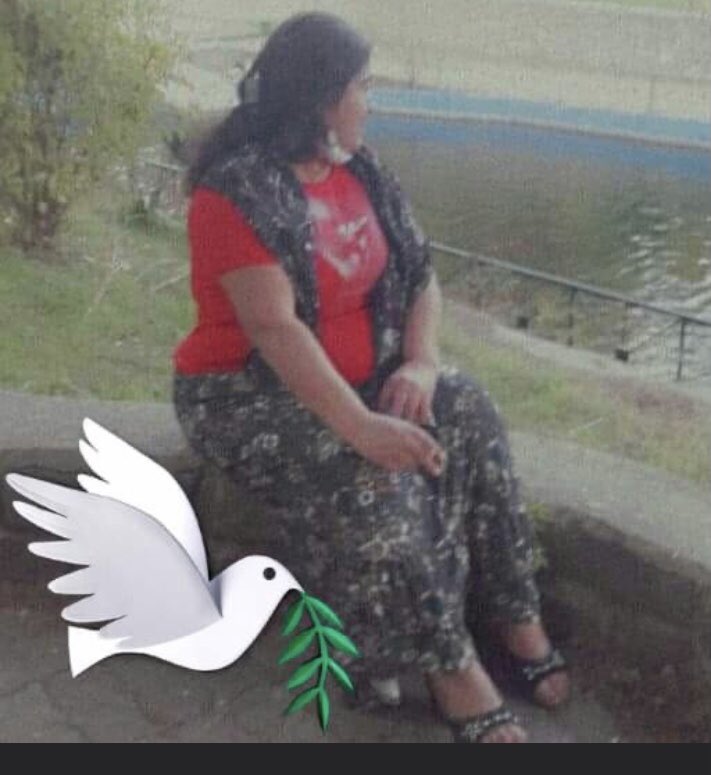 İyi akşamlar çok efkarlıyız canimiz çok sıkılıyor