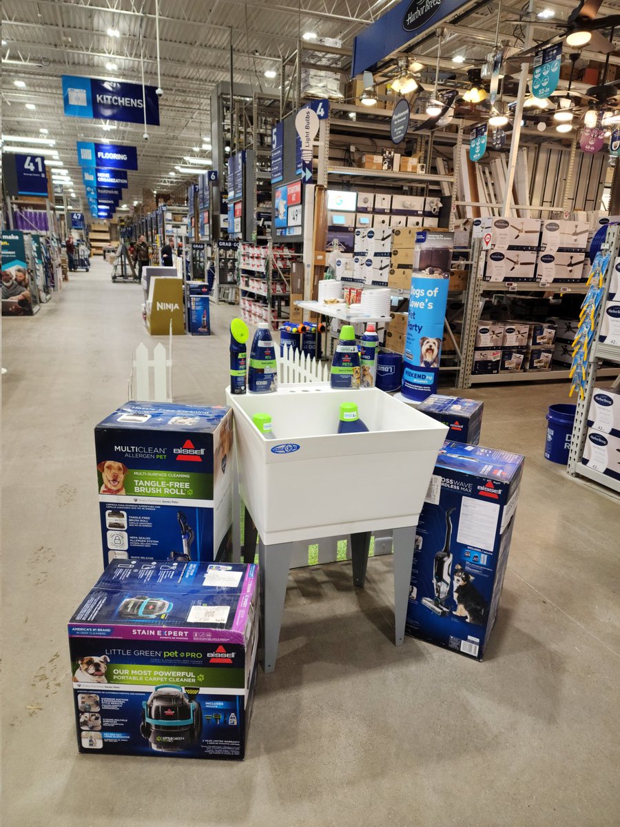 It's a dog's world today at Lowe's!! Join us at the Monaca, PA store for a day filled will licks and LOTS OF TREATS!! Best day ever! @AlexStempovschi <a href="/HR_KristenS/">Kristen Stumpf</a>