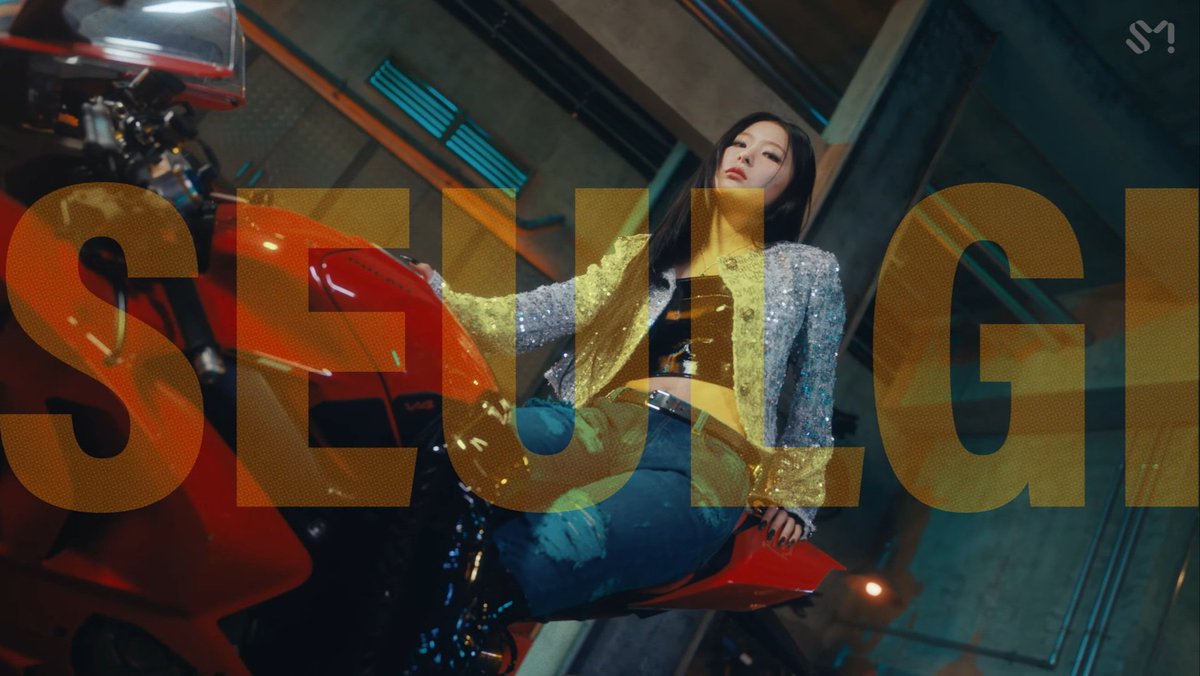 SEULGI

#슬기 #SEULGI