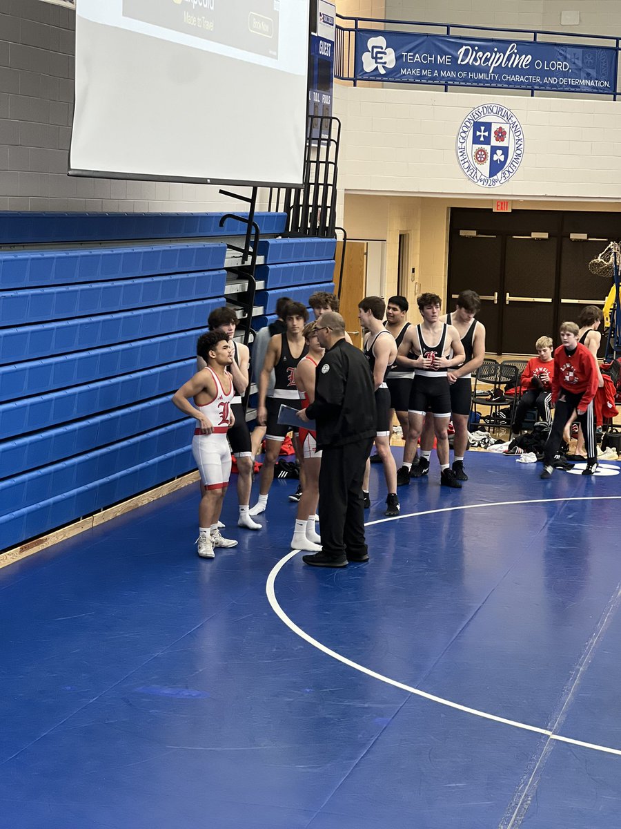 lowellwrestling's tweet image. Going LIVE in 20 Minutes from DCC!