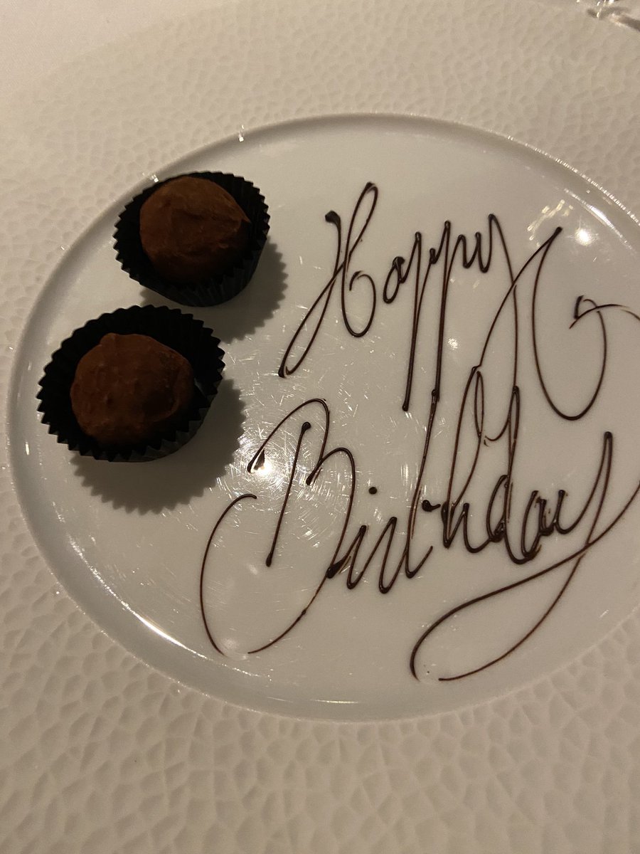 Well made another one, thanks to <a href="/gnevillechef/">Graham Neville</a> <a href="/DaxRestaurant/">DaxRestaurant</a> for a wonderful lunch 🥘🥘🍾🍾