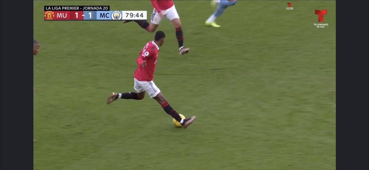 raqi31's tweet photo. @NepentheZ 99.9% the other 0.01 its what the ref thinks https://t.co/CwmWIz7u3t