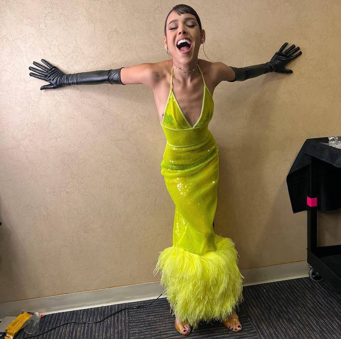 Je ne pardonnerai jamais aux médias mexicain d’avoir fait croire à Danna Paola qu’elle etait trop grosse &amp; de l’avoir bodyshame jusqu’au point de la faire complexer et maigrir.