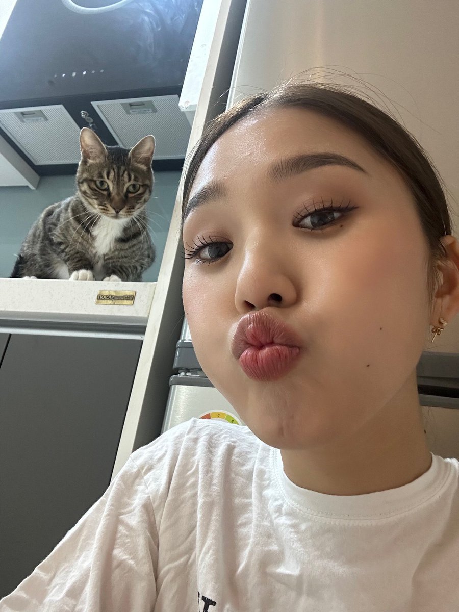 mimi pics tweet media