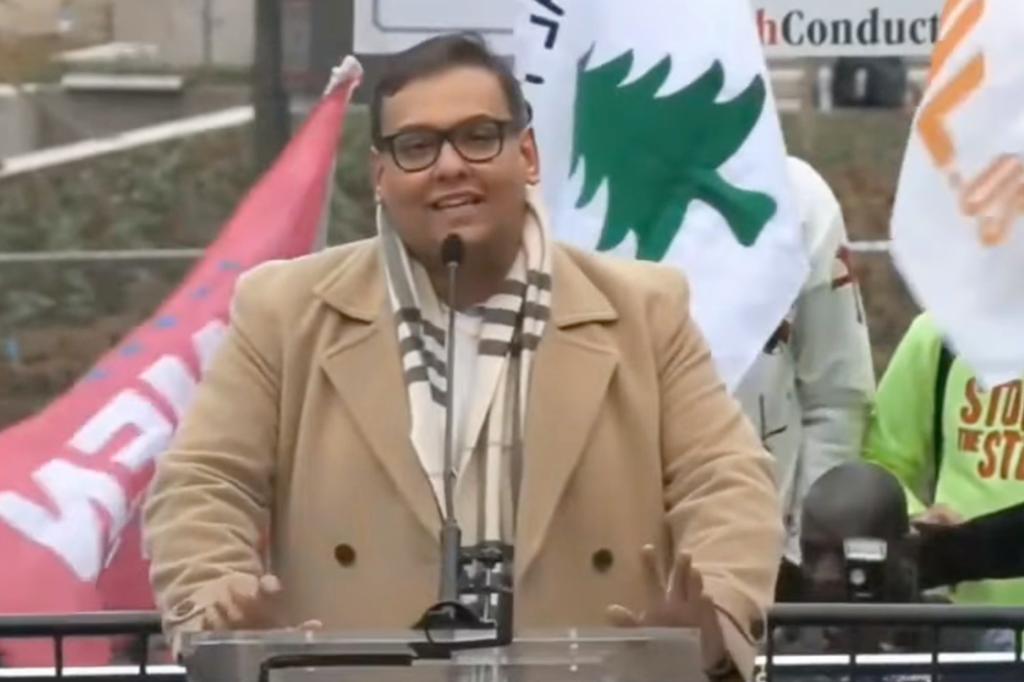 nypost's tweet photo. George Santos wore stolen scarf to 'Stop the Steal' rally, ex-roommate says https://t.co/fdbg5LQGJG https://t.co/PmPMU7IG6z