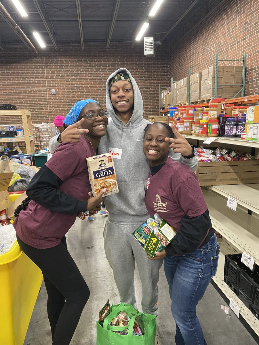 UNCG's tweet photo. We’ve got groups all over @greensborocity today for #MLKDayOfService. 

From Reconsidered Goods to @BackPackBegins and more.

Spartans serve.
#UNCGservice https://t.co/gpG3kRi5M8
