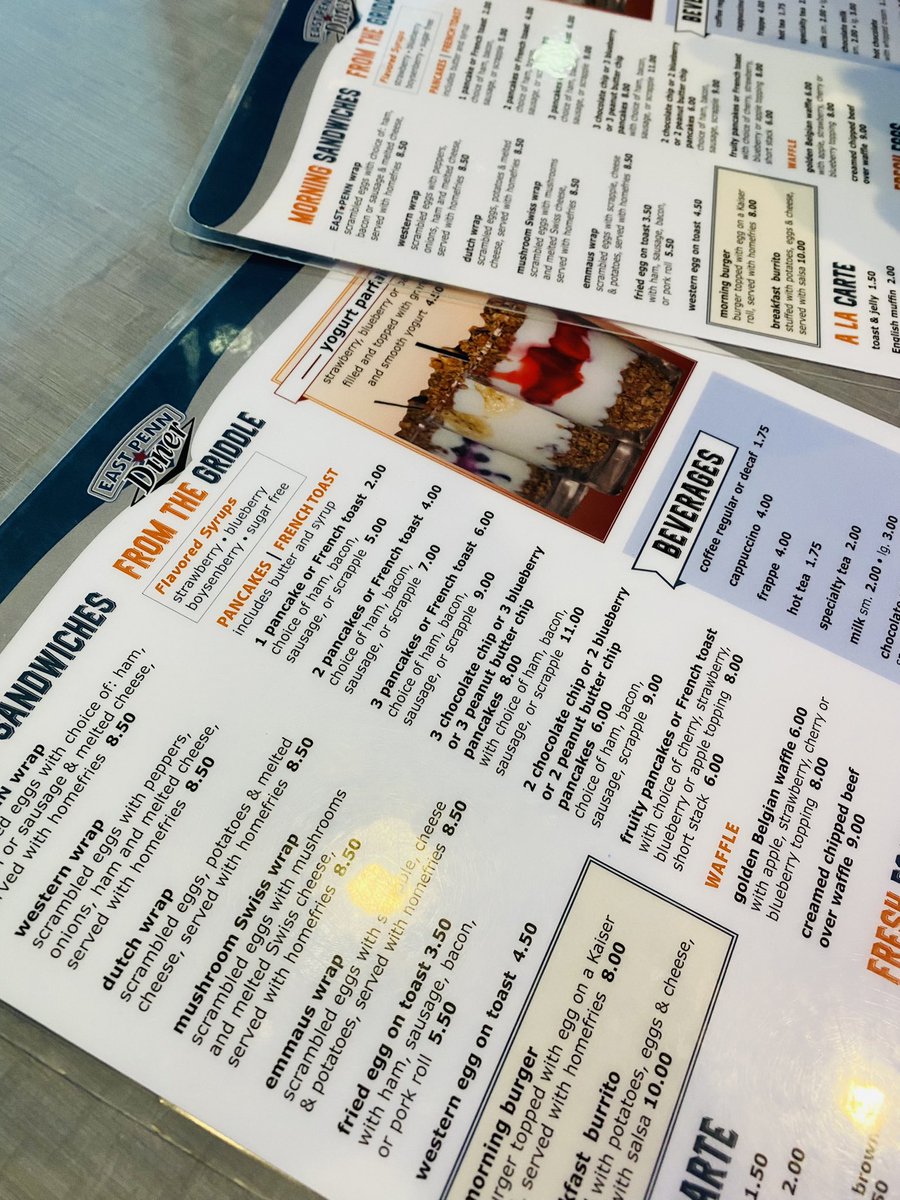 justerinhause's tweet image. Breakfast at the diner with the hubs. @iamextrasyrup thinking of you! 😂#breakfast #dinerfood #pancakes #StonerFam
