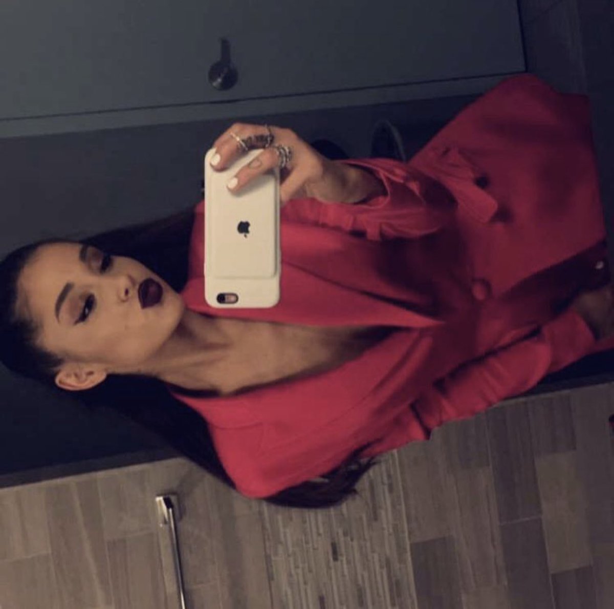 ourfavariana's tweet photo. ariana via instagram 7 years ago today (14th january 2016) with the caption “all red repping the #MacAidsFund tonight ♡ thank you @luxurylaw I luhhhhh you”. https://t.co/Vm9GcJBnJO