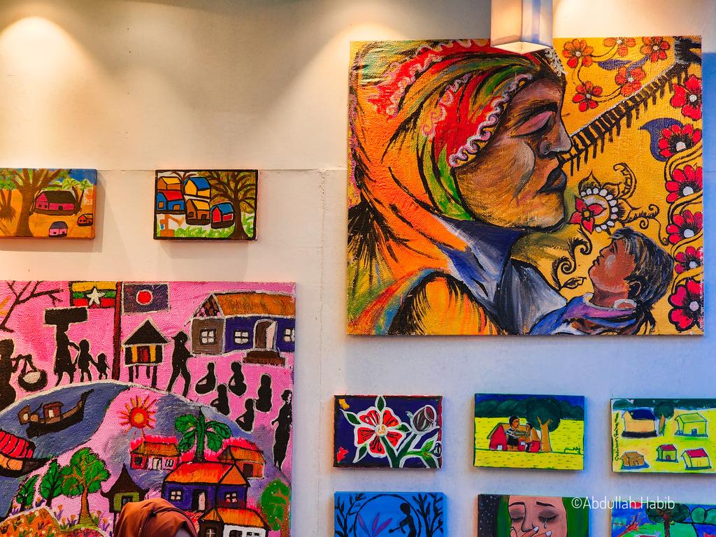 Great artwork by @rohingya_artolution artist.

These art were exhibited at 10th <a href="/dhakalitfest/">Dhaka Lit Fest</a>

@us_embassydhaka <a href="/unhcr_bgd/">UNHCR in Bangladesh</a> 

#artwork #art #artgallery #artolutions #rohingyart #rohingyartist #artexhibition #rohingyaphotography #rohingyacamp #rohingyarefugee