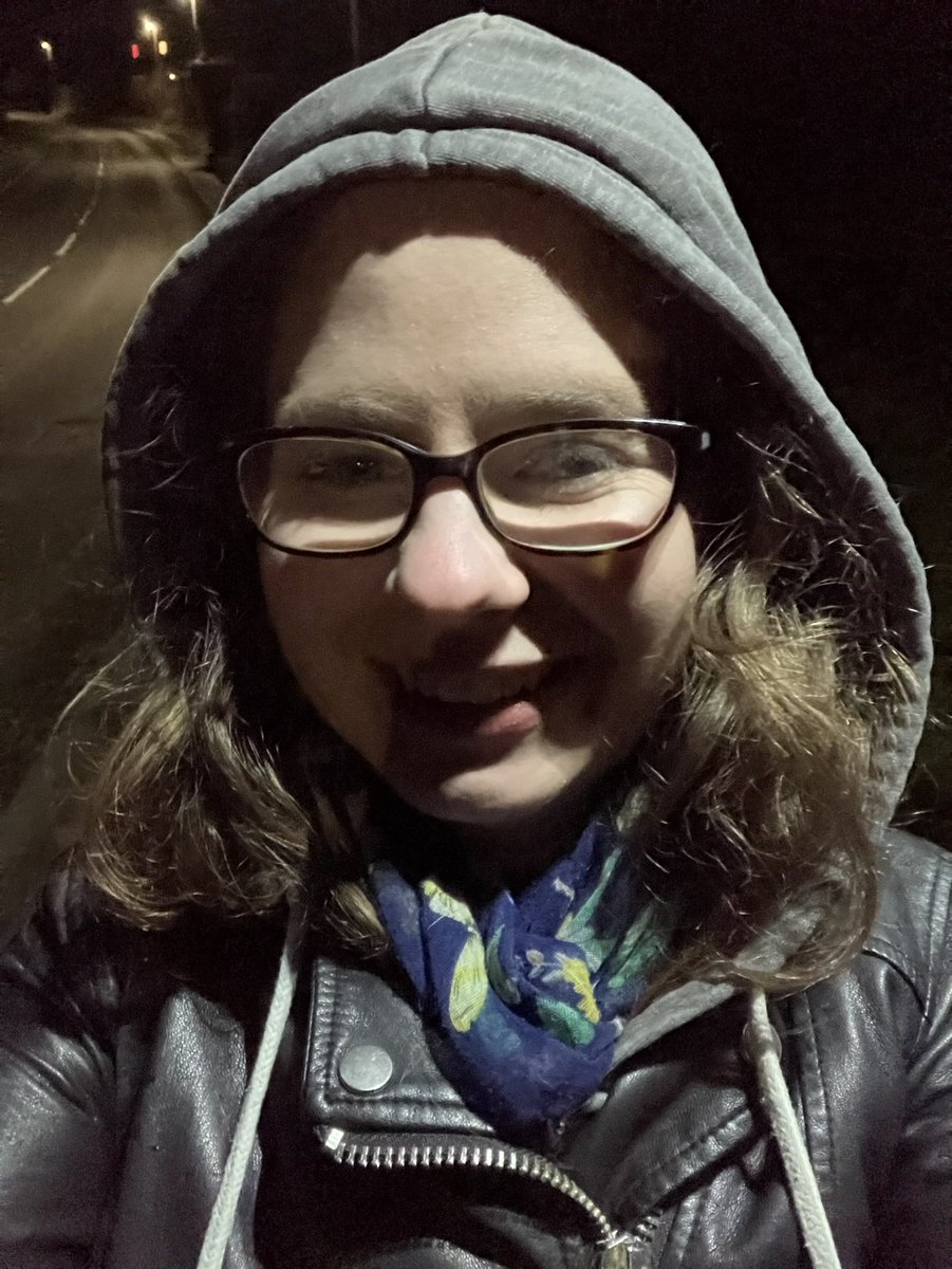 RoseJenyon's tweet photo. The look for last nights #nightout in #Tenbury
What was just an Indian meal🍛& drinks🍺 at the #Bahar with the @age_uk charity shop lot. Turned into a #minipubcrawl🤣🍻#MarketTavern for another🍺& then I joined @tenburybadders later for their post sessions🍺at the #Pembroke https://t.co/Je4zzxsMTY