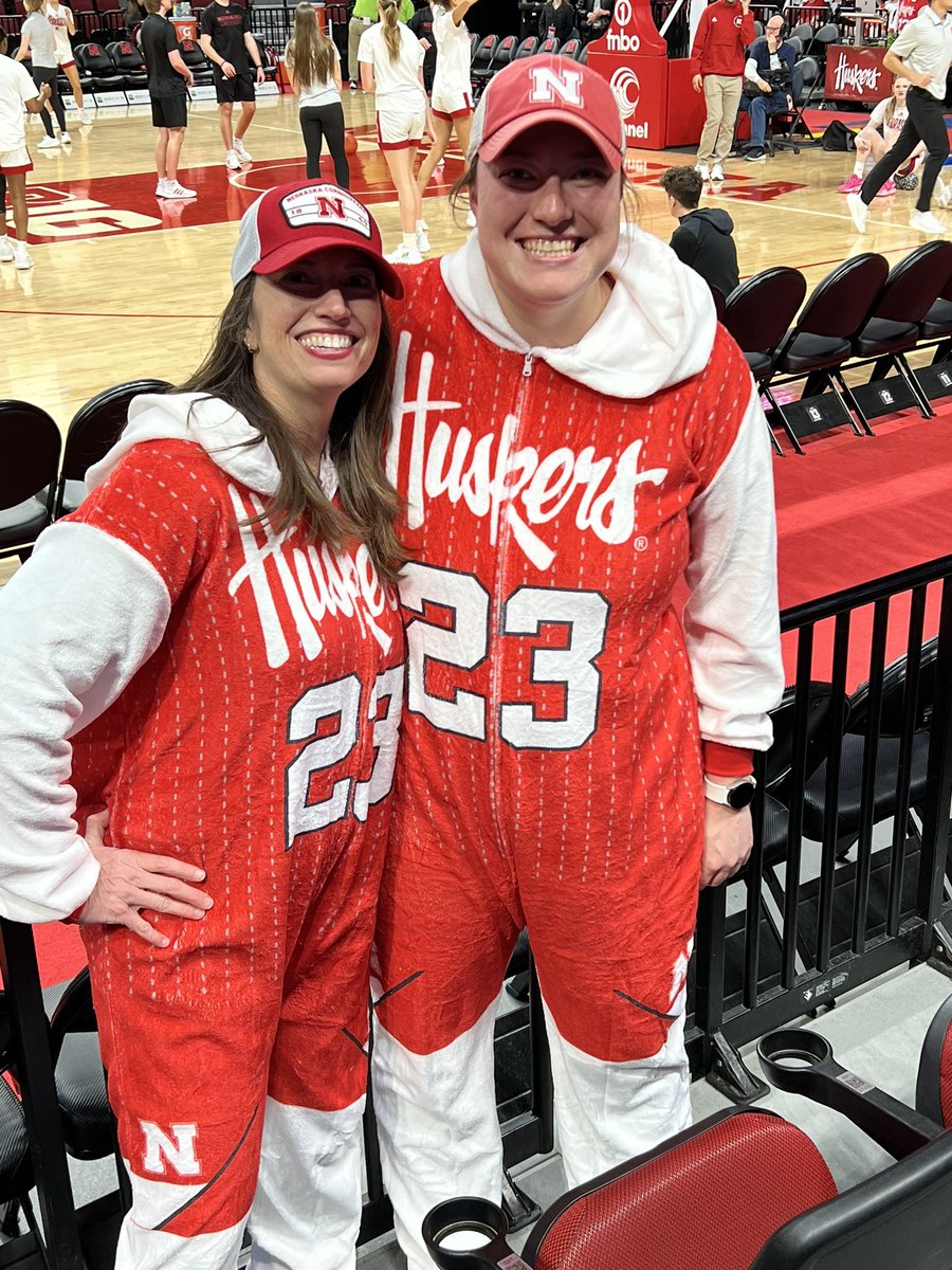 Yep. Absolutely not as cool as the Kendalls!

#Huskers @HuskersWBB <a href="/kendalmoriarty/">Kendall Moriarty</a> <a href="/kendalljo_13/">Kendall Jo</a>