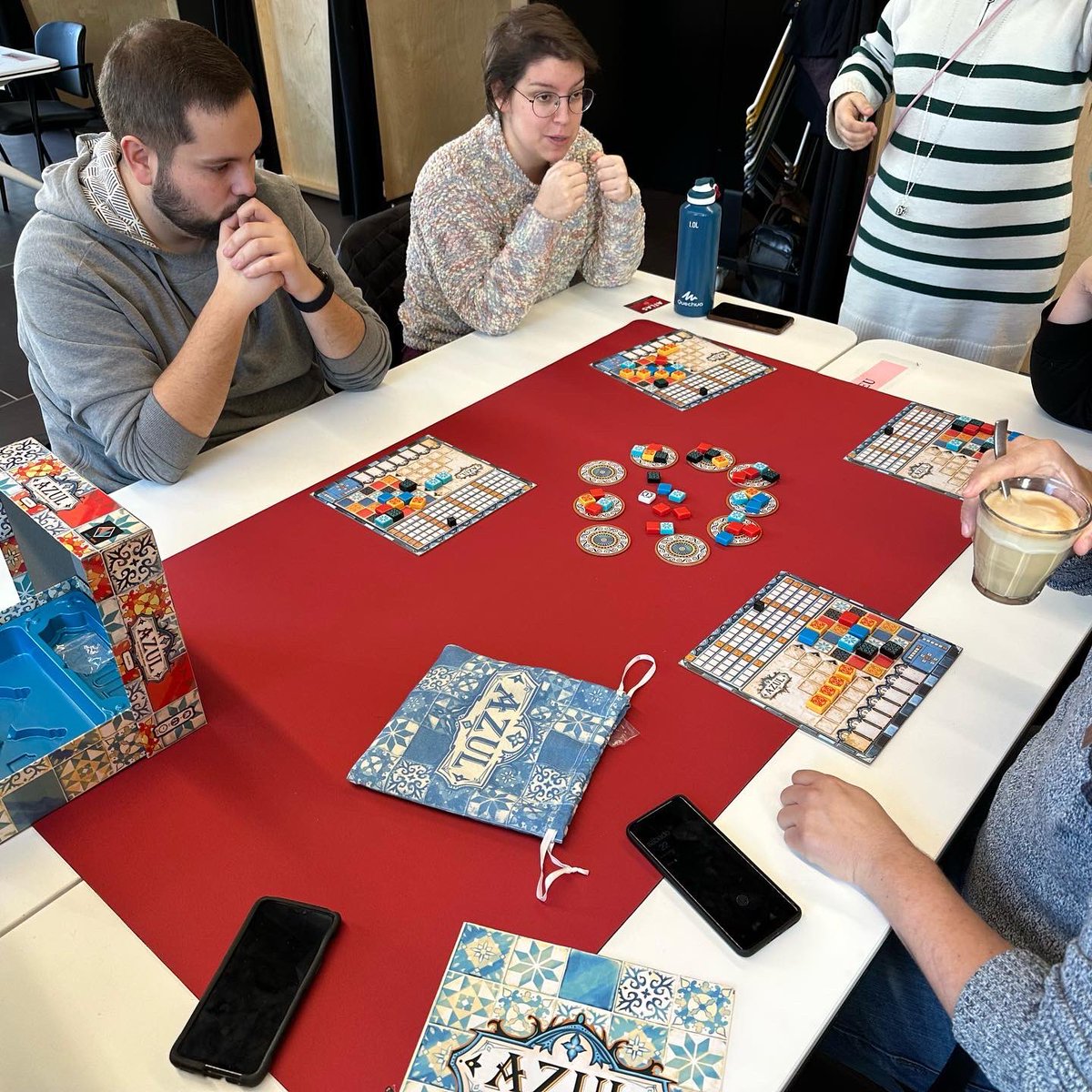 AtlasAgrupacion's tweet photo. Otro #sábado más en #lekuonafabrika con nuestra actividad #mundoatlas jugando a #juegosdemesa y #juegosderol en Errenteria. Nos vemos de nuevo en #febrero https://t.co/iV34xwgiNv