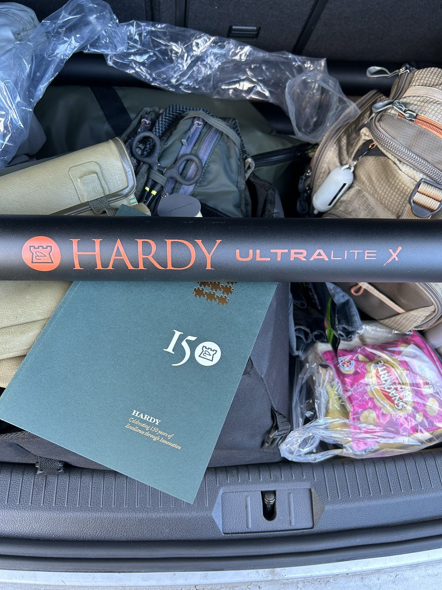 Jsmithy1994's tweet photo. Treat myself to a new Hardy today cracking piece of kit #FlyFishing @Hardy_Fishing https://t.co/8QeVTnfFur